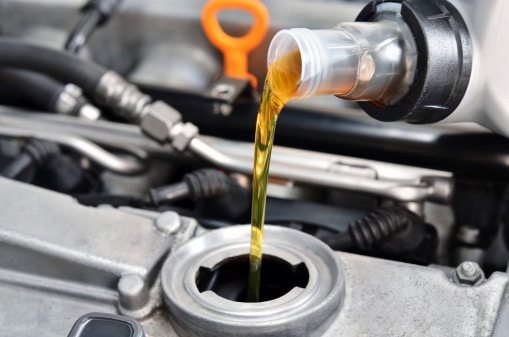 Choosing the Right Oil for Your Commercial Truck