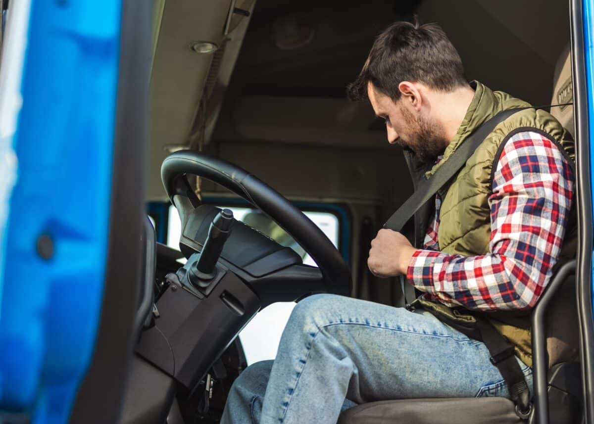 Top 5 Reasons to Pursue a CDL in the New Year